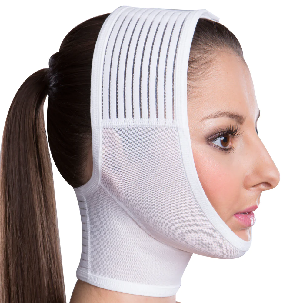 fm-extra-velcro-fastener-white-detail-002-65531b7ec69b8